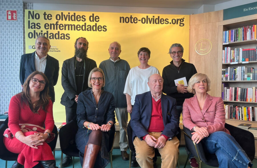 Libro en homenaje a Forges humor gráfico contra el olvido