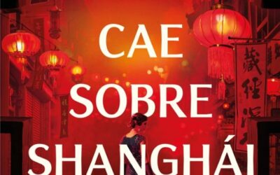 La noche cae sobre Shanghai